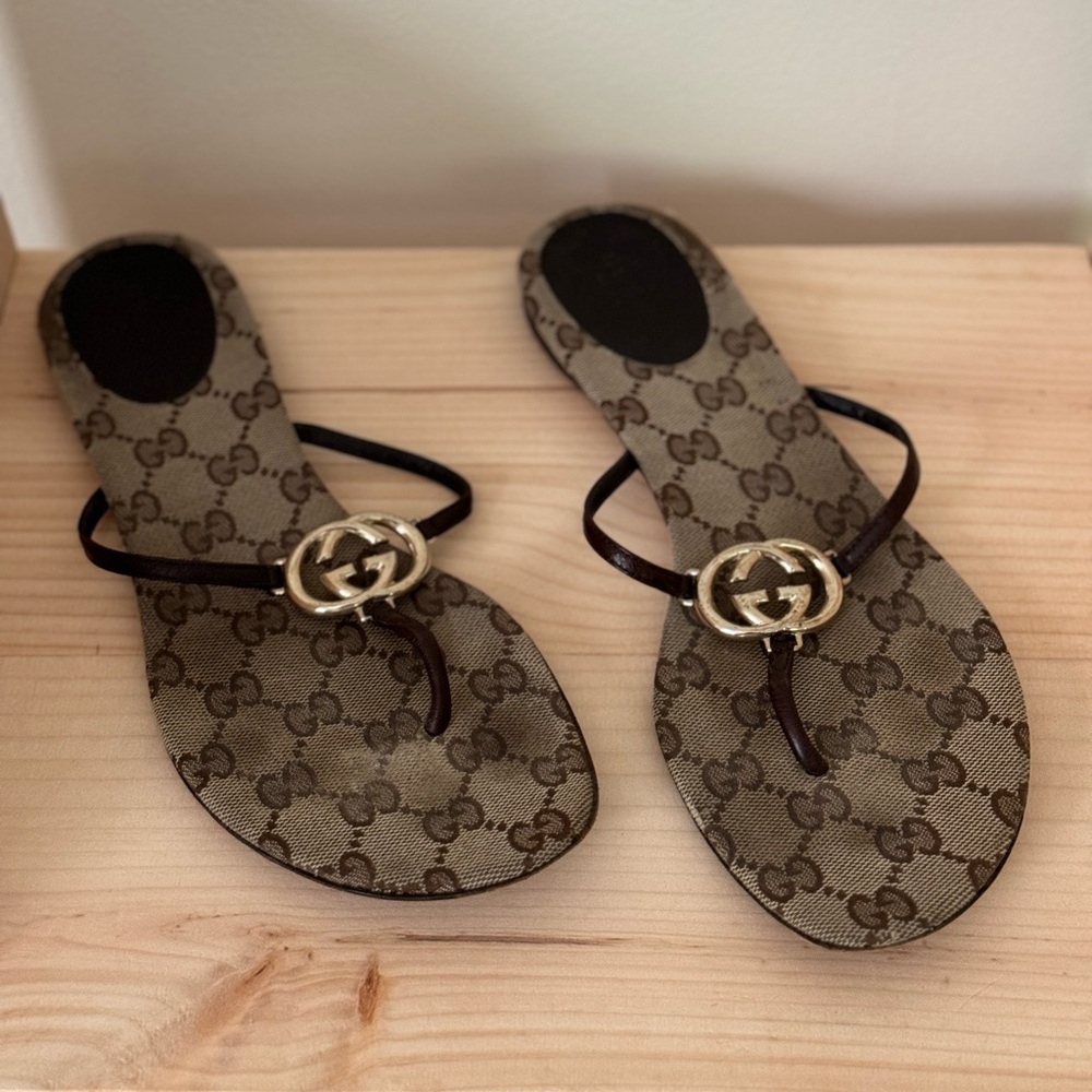 Gucci sandals they look better then the picture.